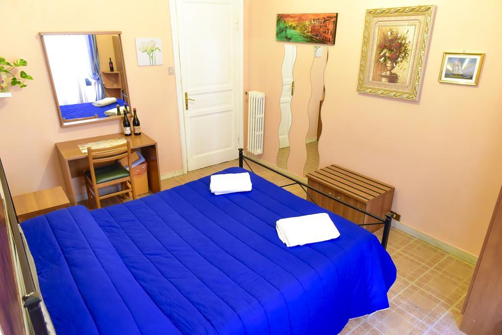 Casa Vacanza Frendy - Free Airport Transportation On Arrival If You Book An Apartment Of Minimum 3 Nights And 6 People Rom Exterior foto